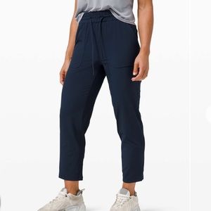 NWT Lululemon beyond the studio crop true navy blue, size 2